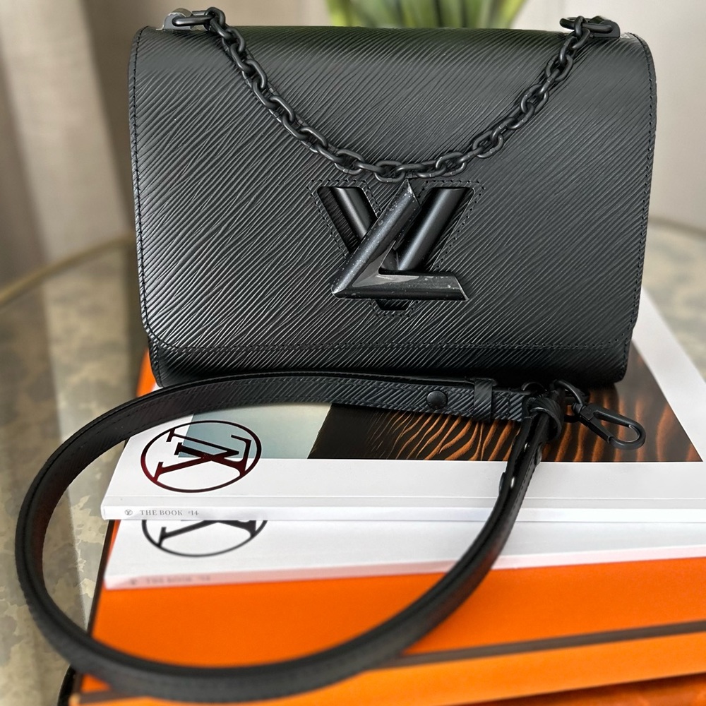 ‼️SOLD💯% Authentic very limited brand new stunning Louis Vuitton so black twist
